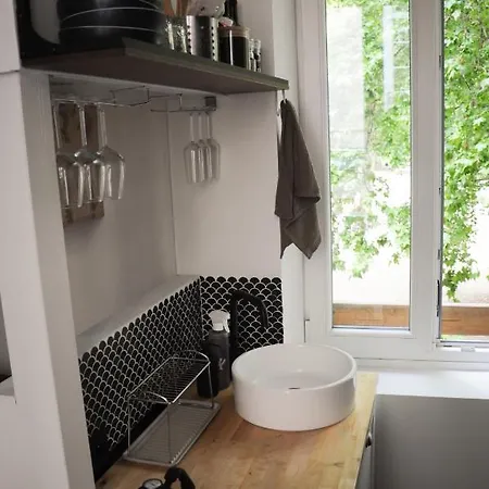 Le 8 - Mini studio au Jardin de Ville *
