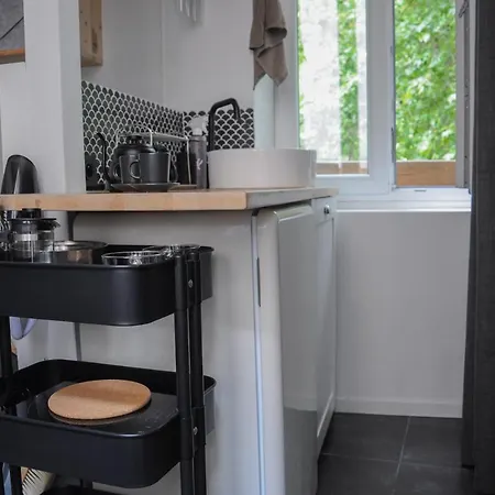 Le 8 - Mini Studio Au Jardin De Ville Grenoble